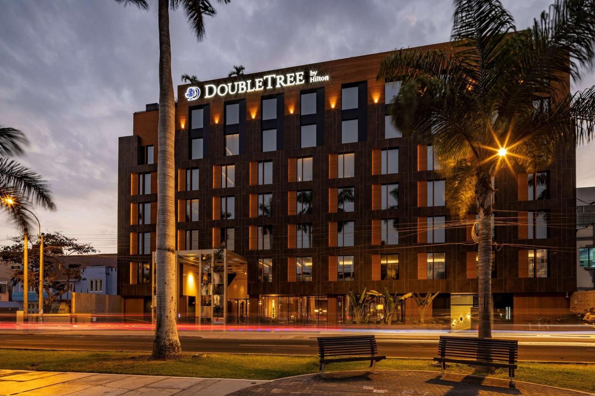 Doubletree By Hilton Lima San Isidro Hotel Exterior photo