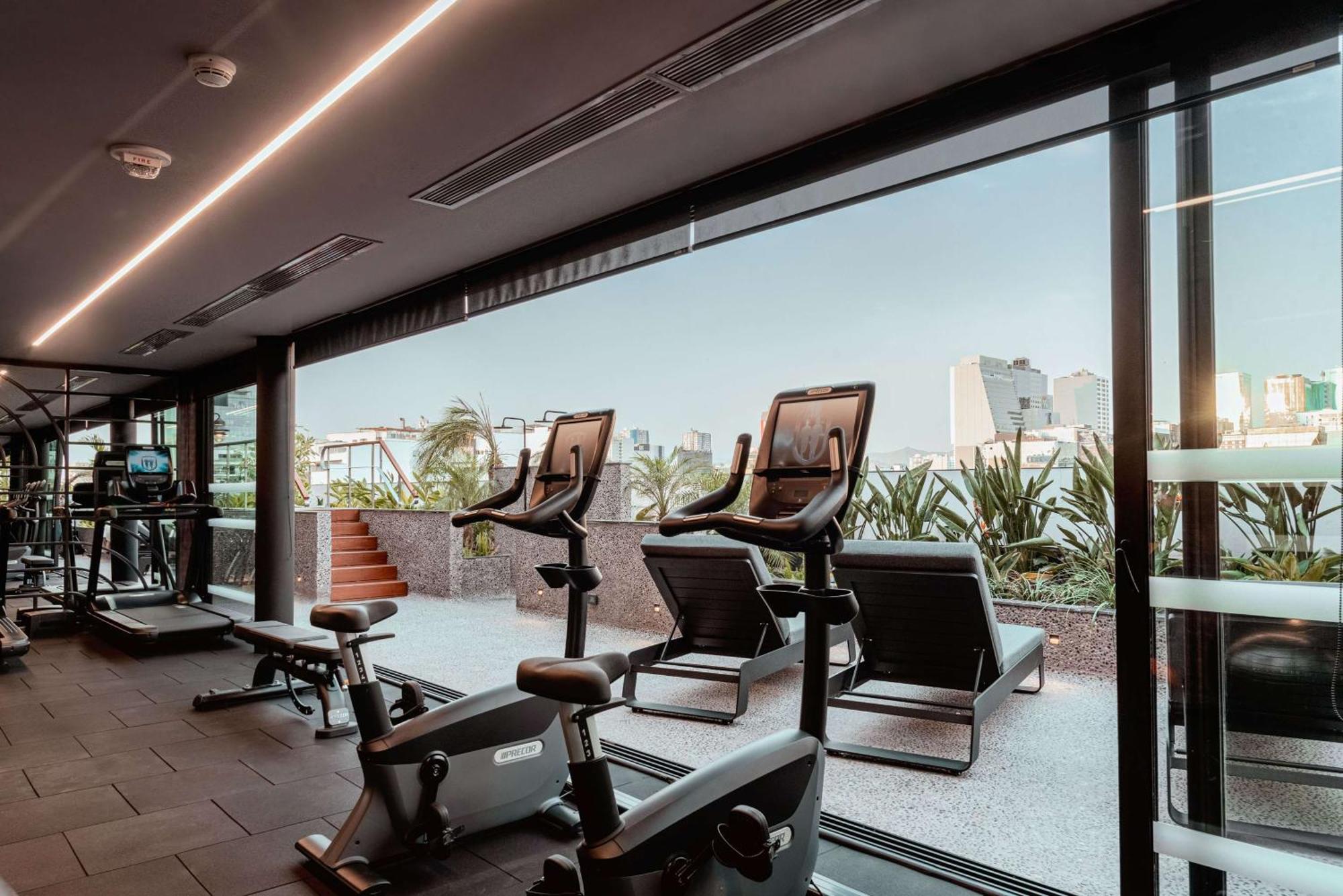 Doubletree By Hilton Lima San Isidro Hotel Exterior photo